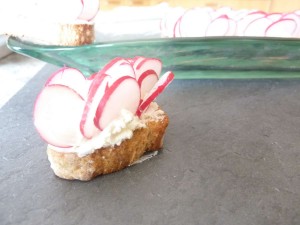 toast fromage frais-radis