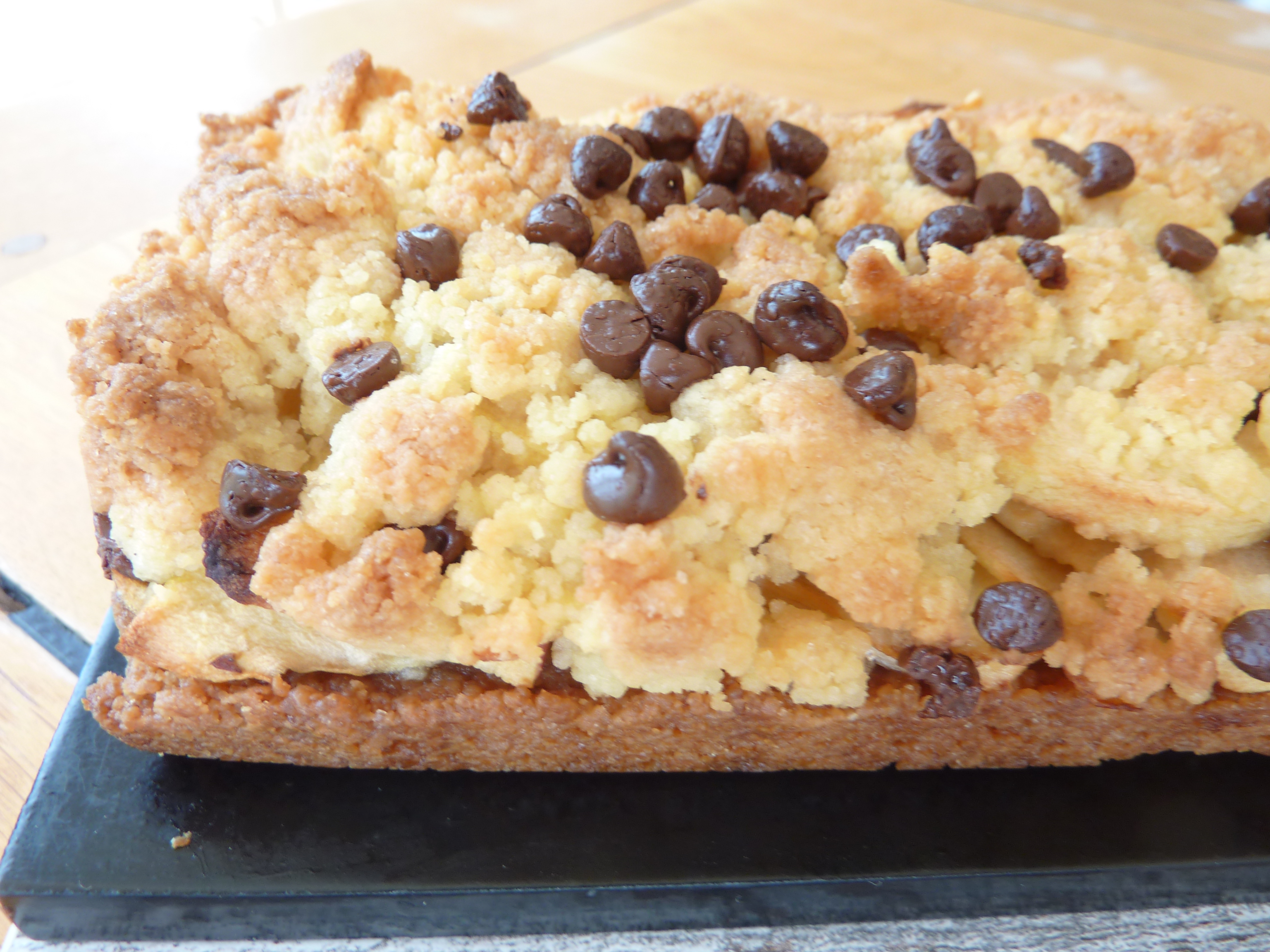 Gâteau crumble aux pommes-caramel au beurre salé-chocolat