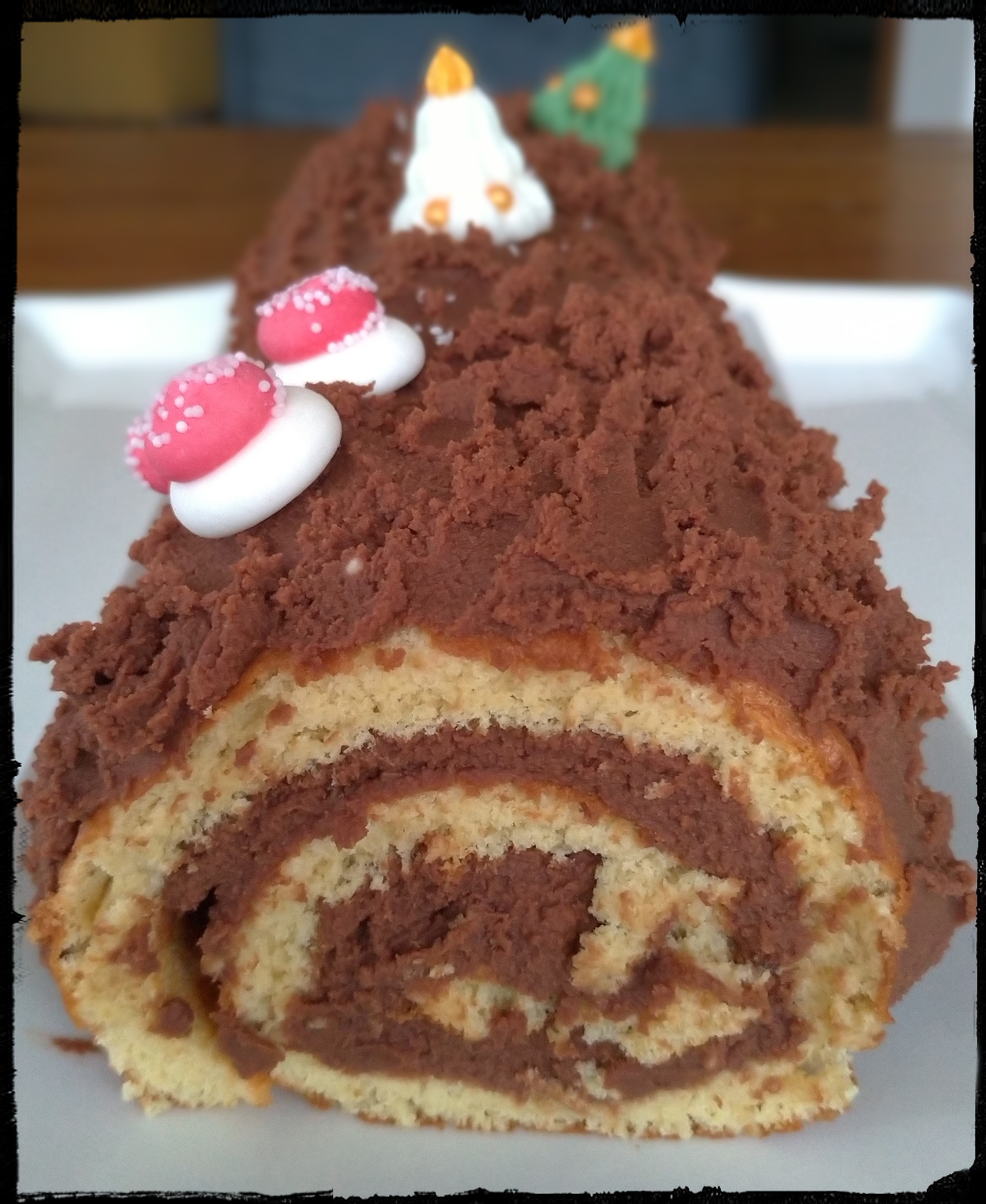 Recette Bûche de Noël au chocolat - La cuisine familiale : Un plat, Une  recette